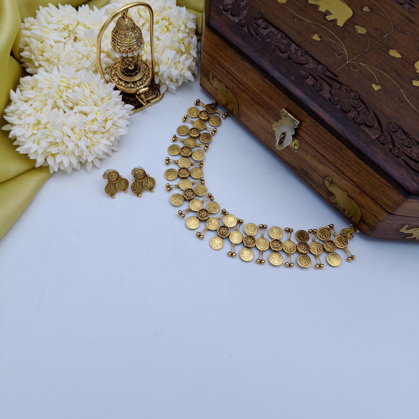 Premium kashi choker