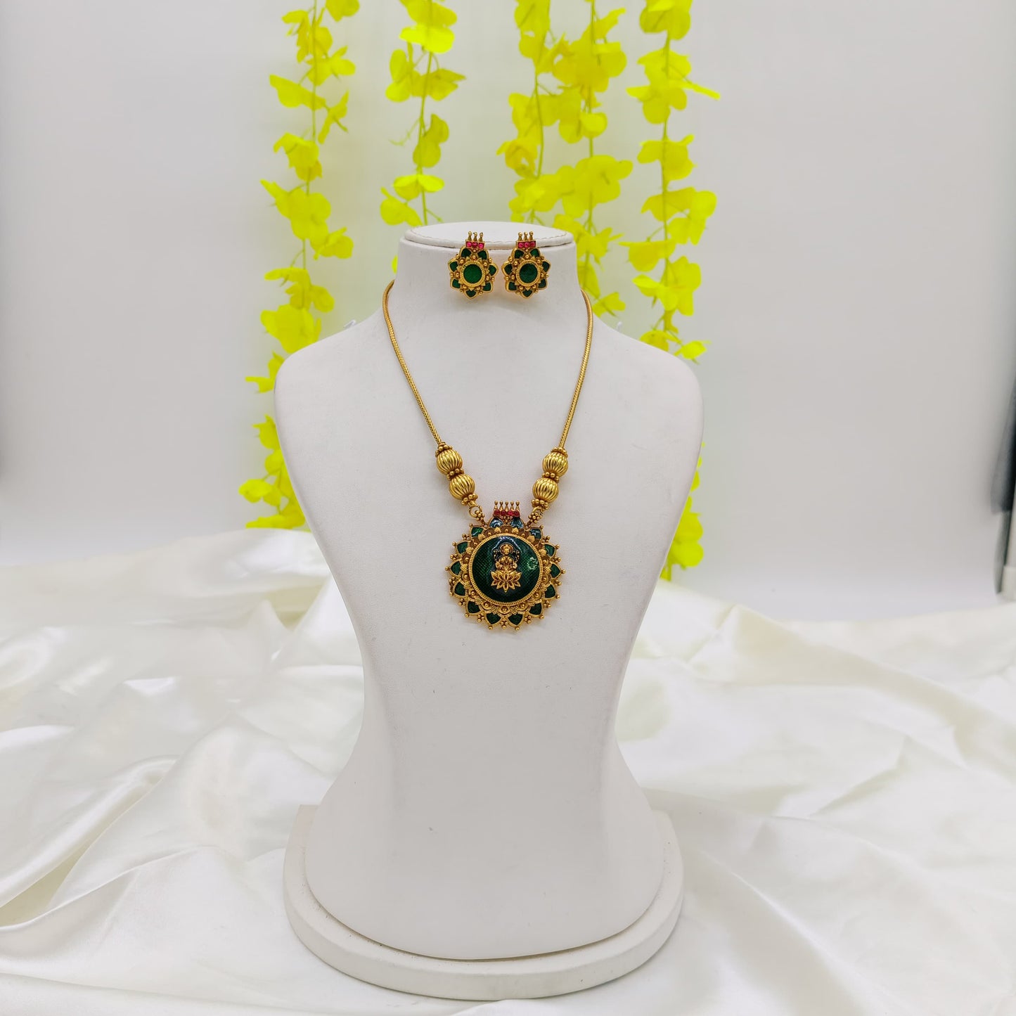 Green palakka chain