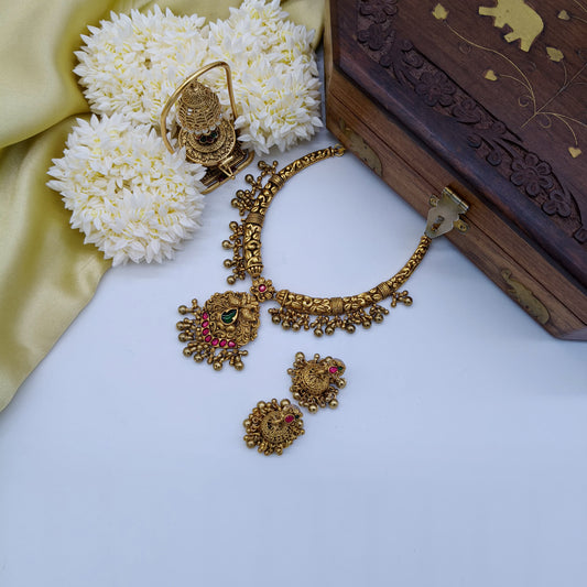 Ruby peacock hasli