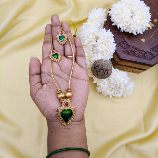 Charming green heart