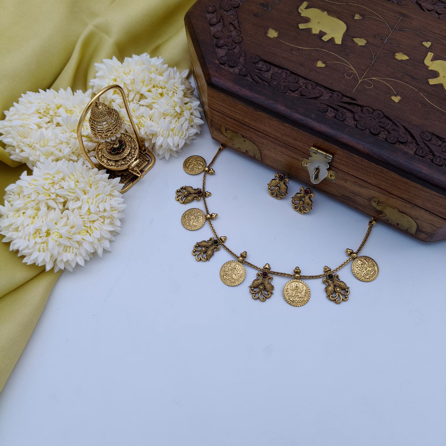 Kashi peacock necklace set