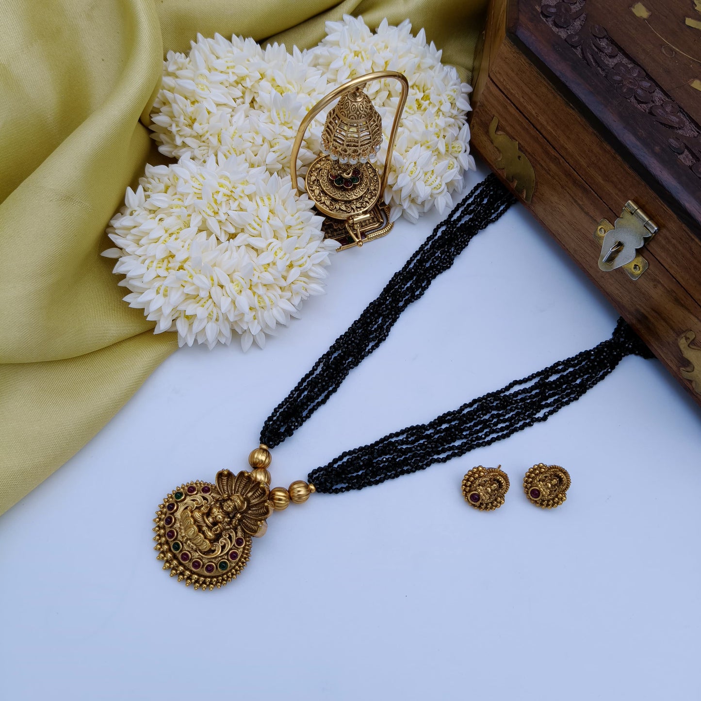 Black beads lakshmi