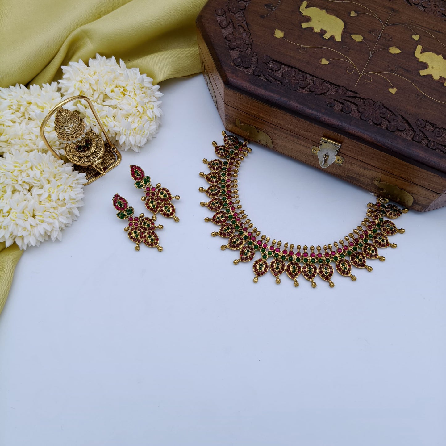Bridal kemp necklace