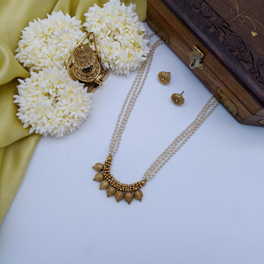 White shangu necklace set