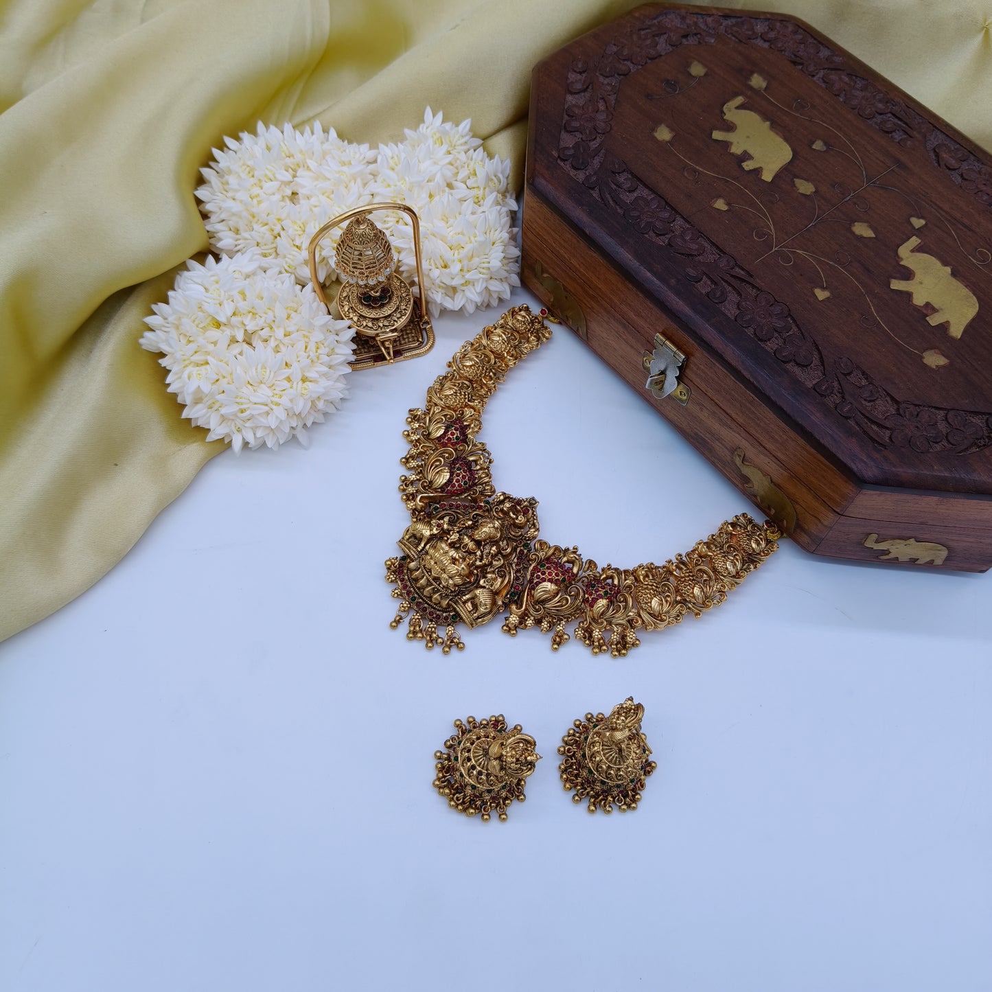 Traditional meenakari bridal necklace