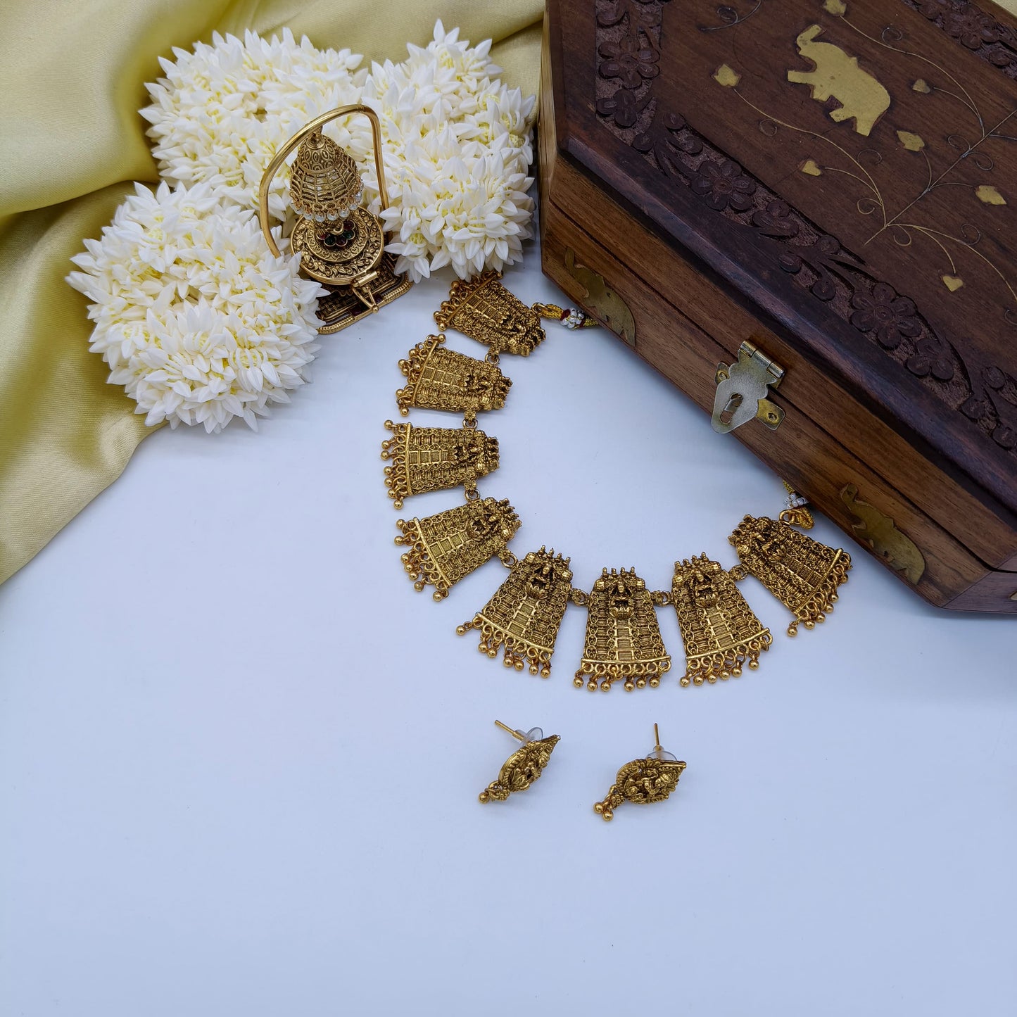 Traditional temple necklace