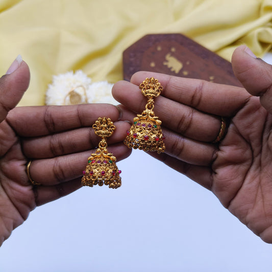 Sriya Lakshmi Jhumka